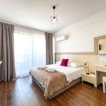 Xelent Hotel Ulcinj Exterior foto